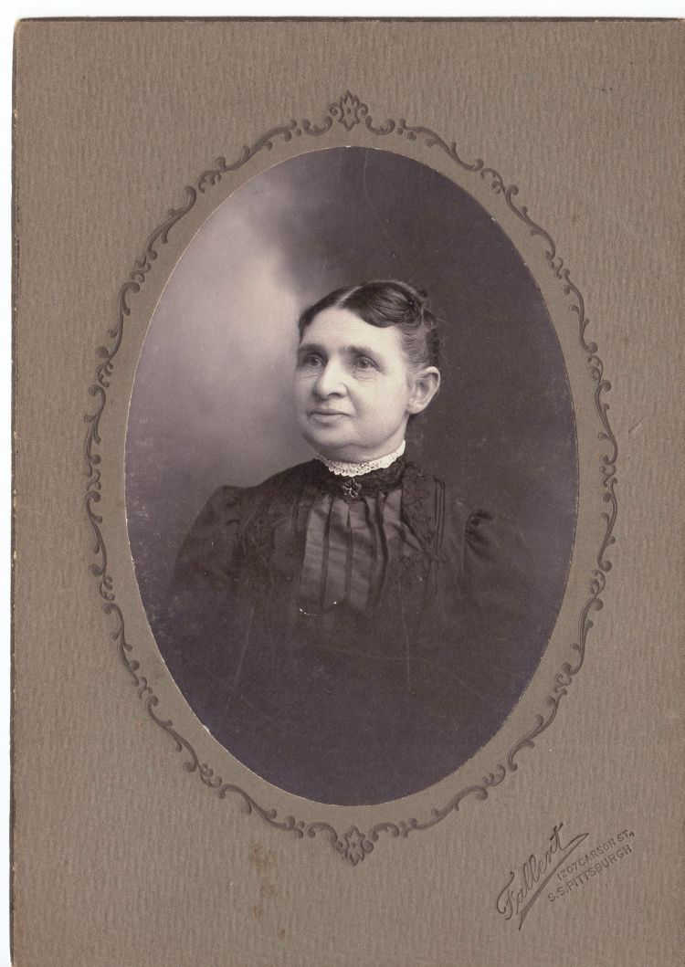 9-Caroline Wigman circa 1900 rs.jpg