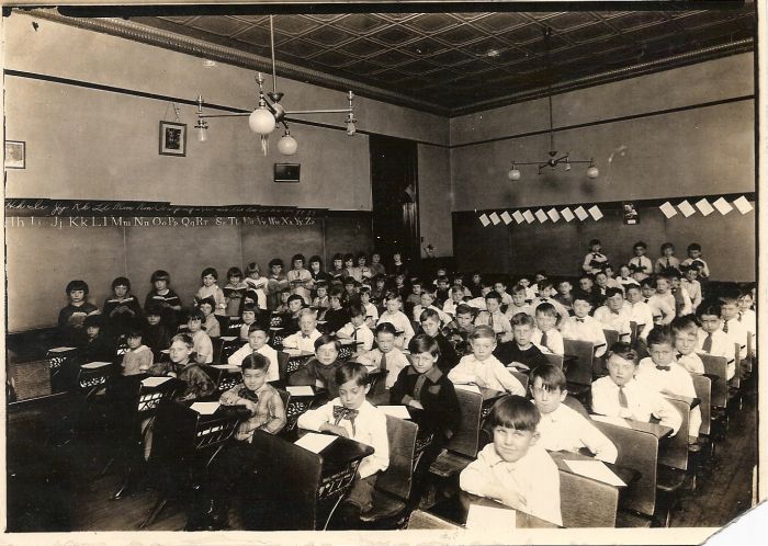 St. basil 1926 1st grade class.jpg