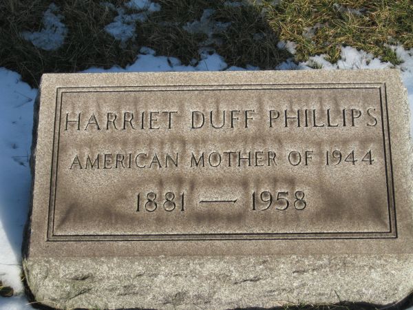 Headstone Harriet Duff Phillips.jpg