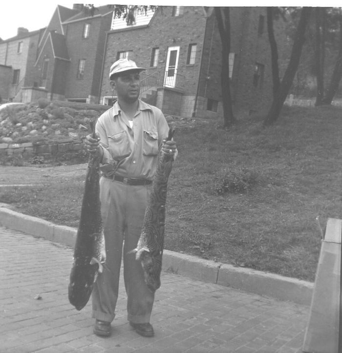 Rz Vince Desalvo Holding Big Fish Belplain St 1940's.jpg