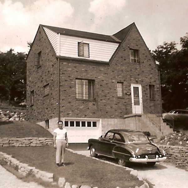 File:Brandon's grandfather's house.jpg