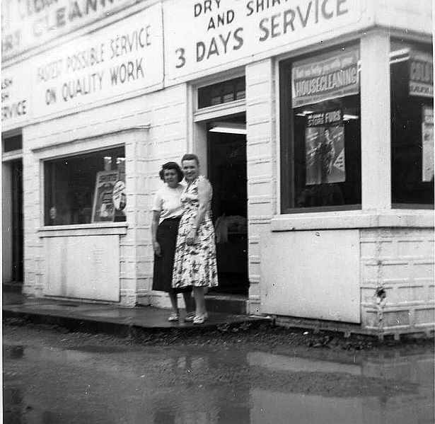 File:51 and 88 flood 6-56-5.jpg