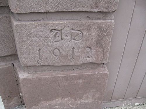 GBU cornerstone 1912 rz.jpg
