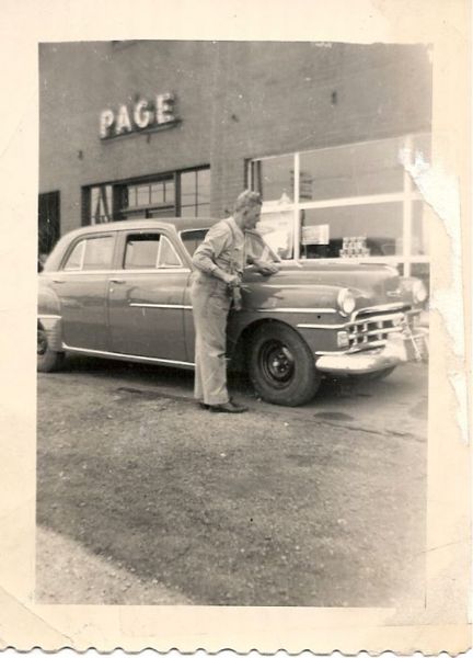 File:Page's full service 1952.jpg