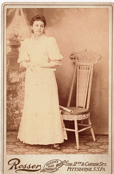 File:4-Gwendolen August 1892 rs.jpg