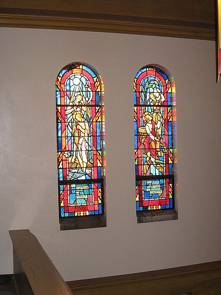 File:Stewart avenue church window 5.jpg
