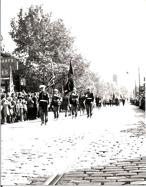File:Parade photo 7.jpg